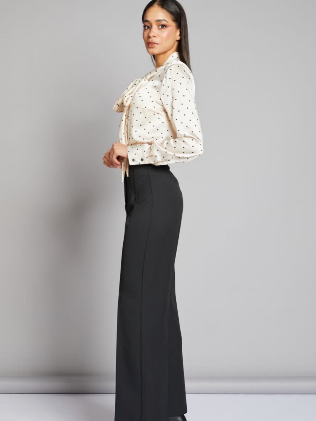 Pantalón traje fluido