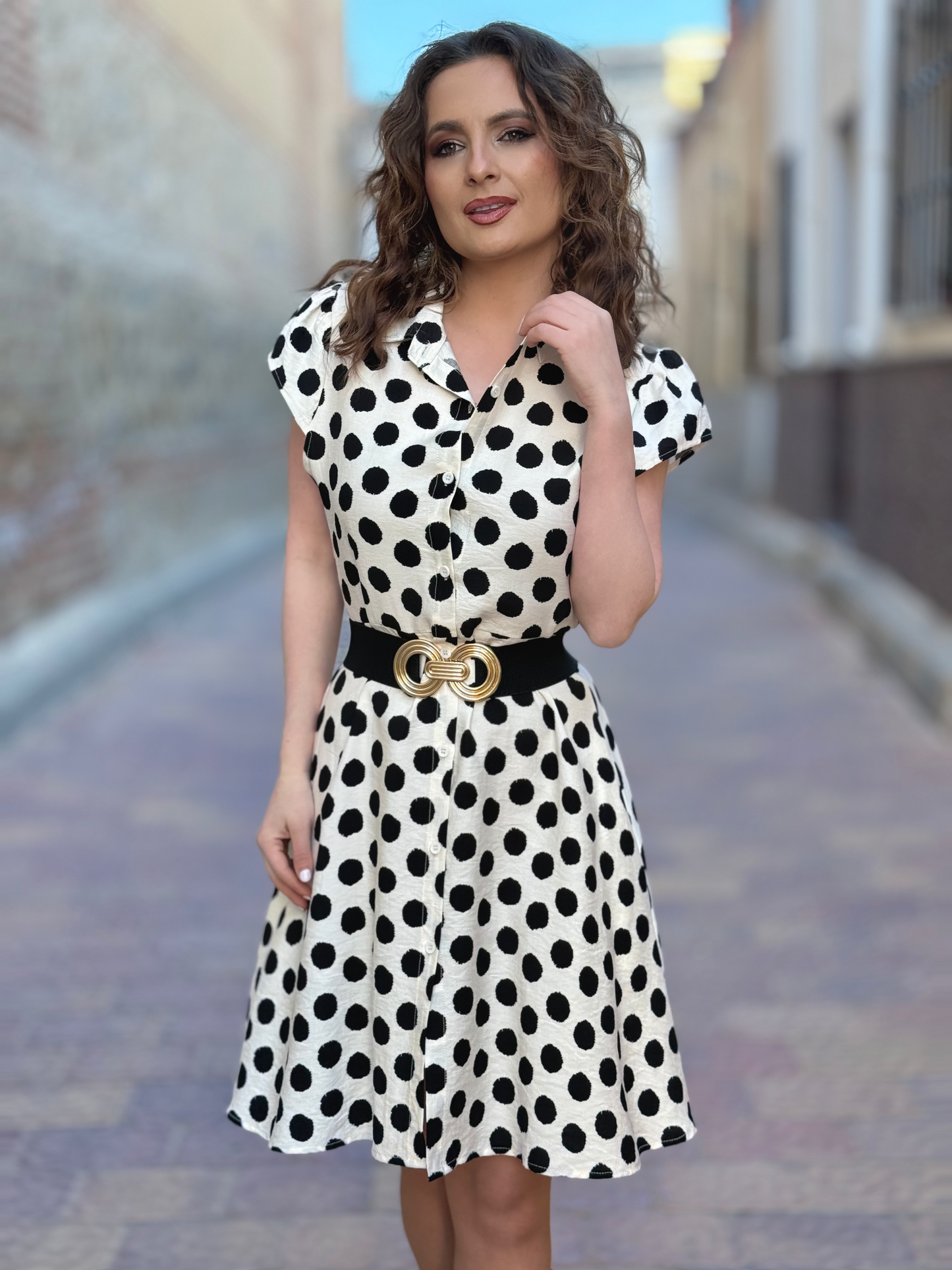 Vestido corto camisero lunares