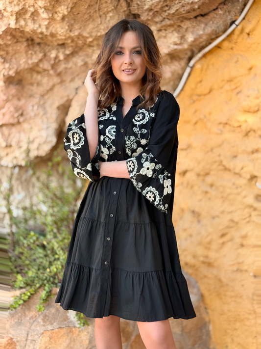 Vestido corto bordado