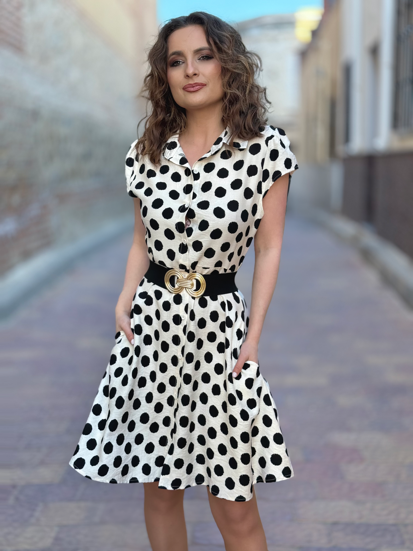 Vestido corto camisero lunares