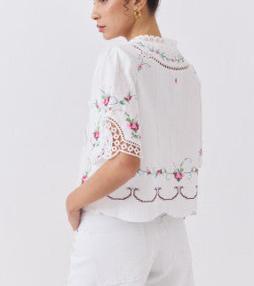 Blusa / rebeca bordada