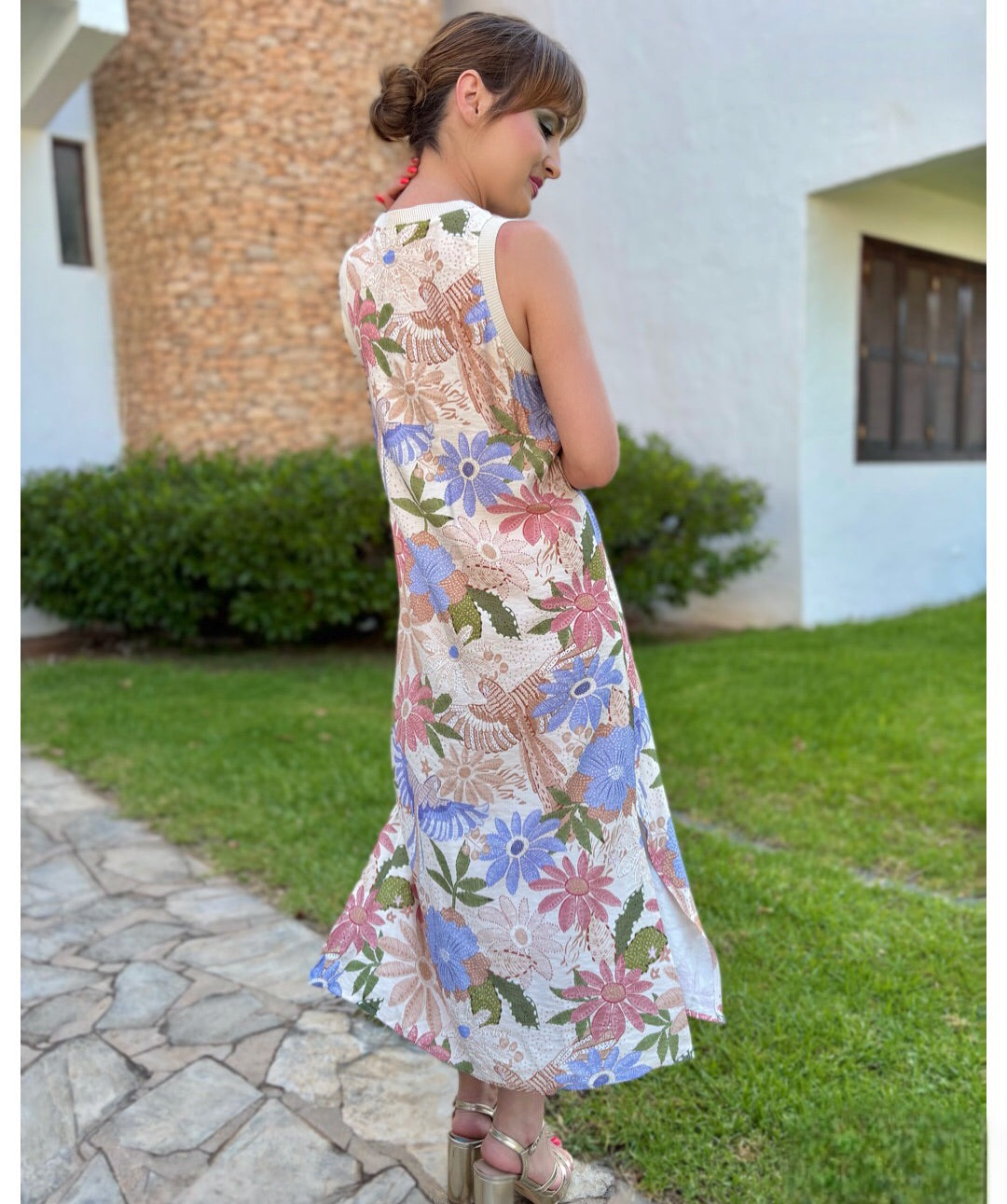Vestido fluido estampado midi