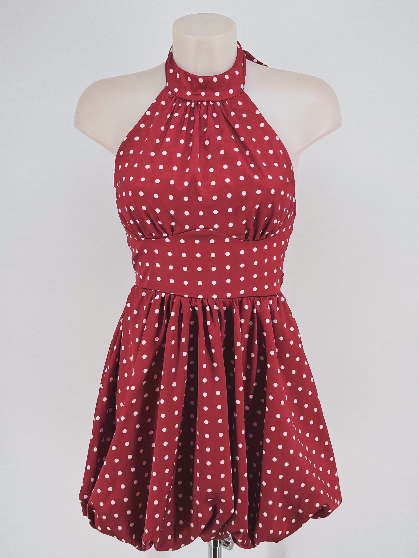 Vestido corto de lunares